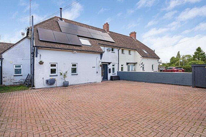 4 Bedroom Semi Detached House For Sale In Quarter Mile Lane, Marsh Green, EX5