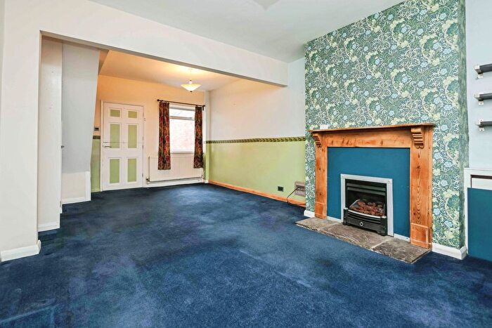 2 Bedroom Semi-Detached House For Sale In Hampden Road, Malvern, WR14