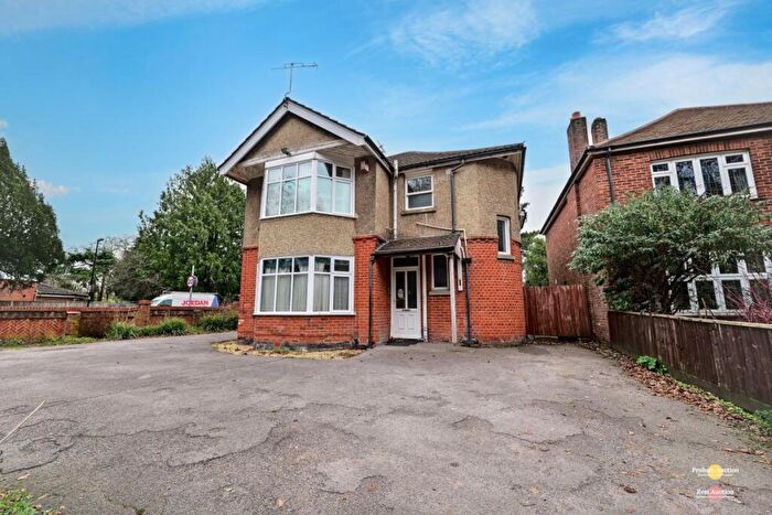 8 Bedroom Detached House For Sale In Burgess Road, Southampton, Hampshire, SO16