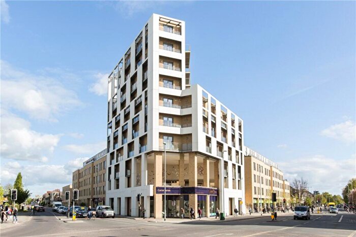 2 Bedroom Apartment For Sale In Hills Road, Cambridge, CB2