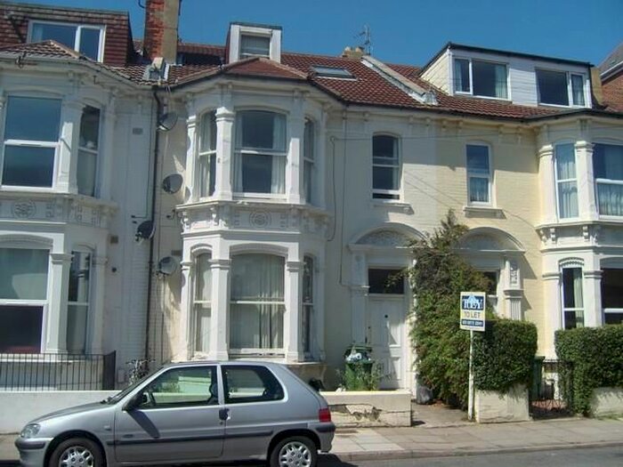 1 Bedroom Flat To Rent In St. Ronans Road, Southsea, PO4