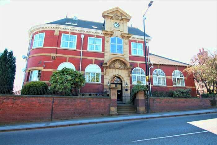 15 Bedroom Flat For Sale In Station Street, Swinton, S64