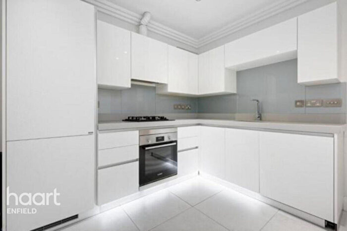 4 Bedroom Apartment To Rent In Lotus Mews, London, N19