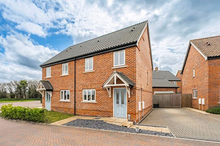 2 Bedroom Semi-Detached House For Sale In Farm Drive, Fakenham, NR21