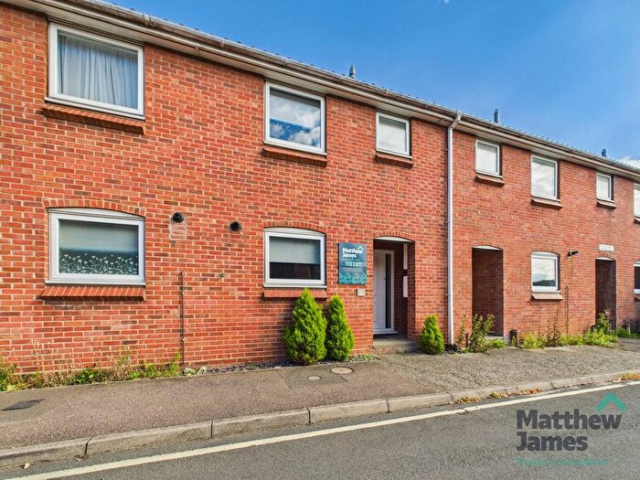3 Bedroom Terraced House To Rent In Weavers Lane, Sudbury, CO10