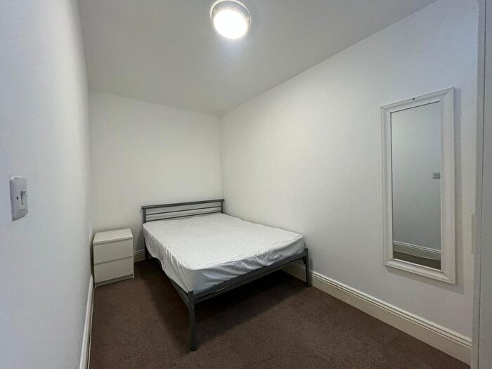 2 Bedroom Flat To Rent In North Road East, Plymouth, PL4