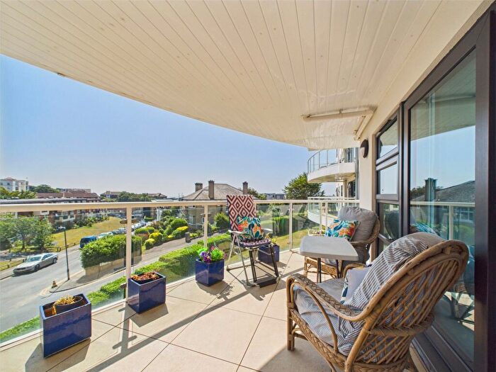 3 Bedroom Apartment For Sale In Boscombe Spa Road, Boscombe, Bournemouth, Dorset, BH5