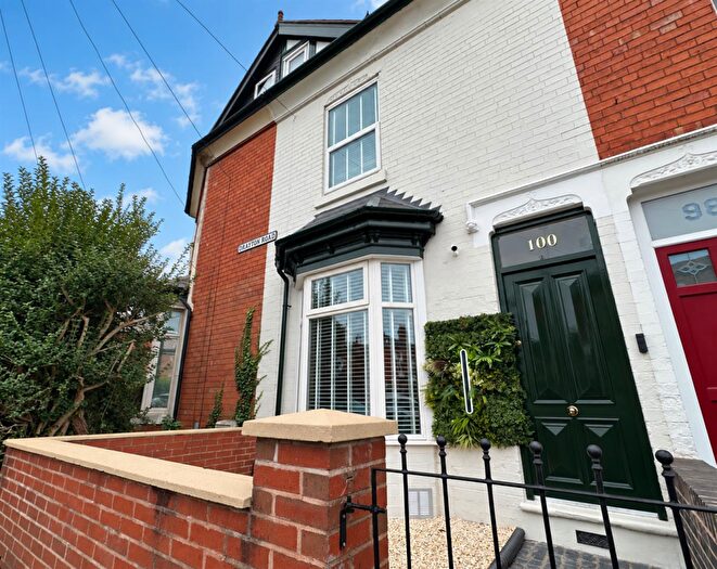 4 Bedroom Terraced House For Sale In Drayton Road, Birmingham, B14