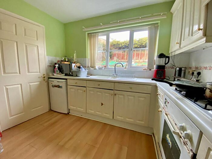 4 Bedroom Detached House For Sale In Beverley Way, Peterlee, Durham, SR8