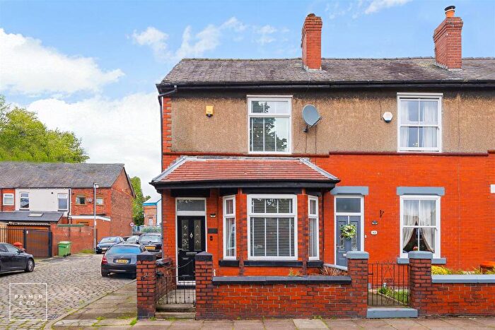 3 Bedroom End Of Terrace House For Sale In Weston Street, Atherton, M46