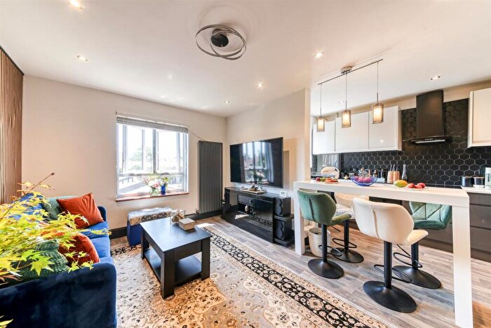 1 Bedroom Flat For Sale In Westbury Road, Croydon, CR0
