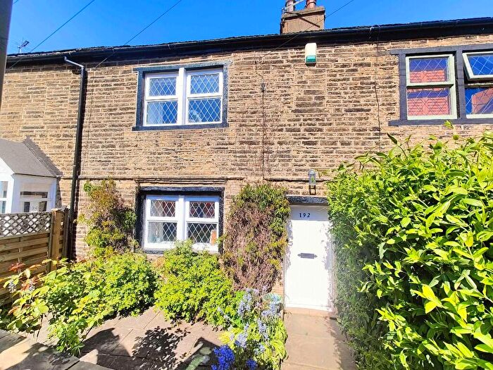 2 Bedroom Cottage For Sale In Halifax Road, Brighouse, HD6