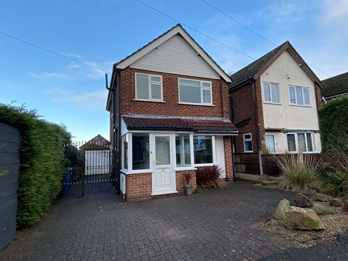 3 Bedroom Detached House To Rent In Cadgwith Drive, Allestree, Derby, DE22