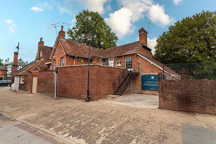 2 Bedroom Flat For Sale In High Street, Hartley Wintney, RG27