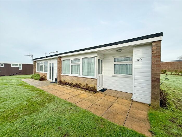 2 Bedroom Chalet For Sale In California Road, California, NR29