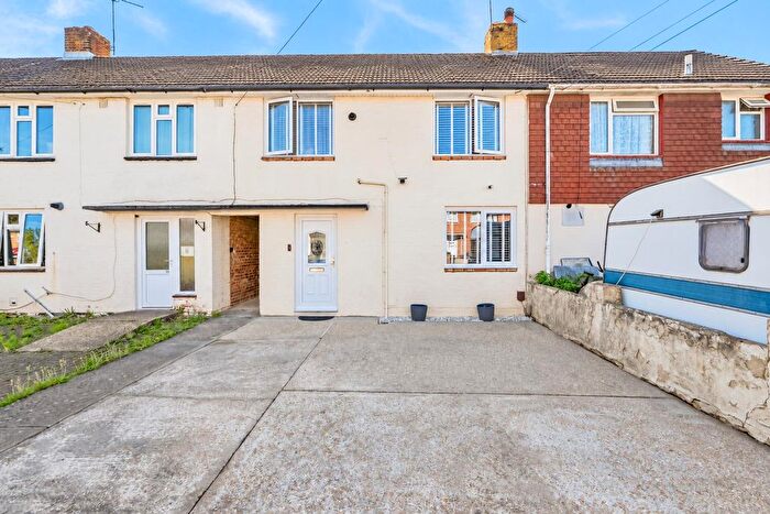 3 Bedroom Terraced House For Sale In Billy Lawn Avenue, Havant, PO9