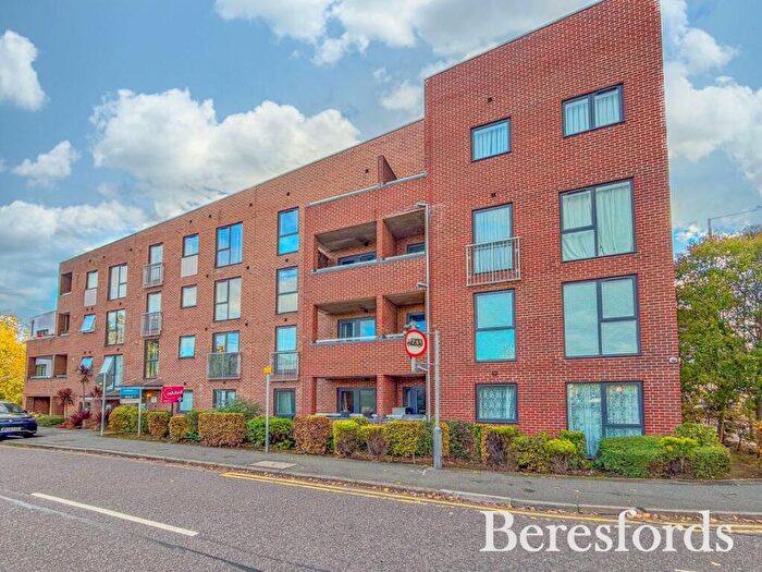 1 Bedroom Apartment For Sale In The Chase, Grays, RM20