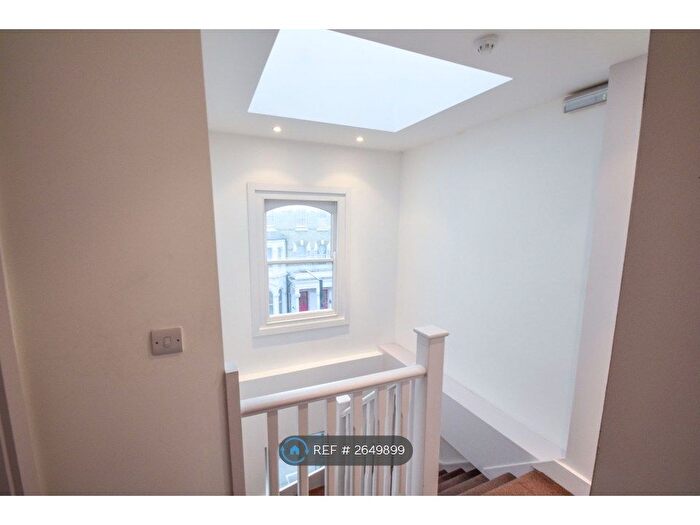 1 Bedroom Flat To Rent In Edith Road, London, W14