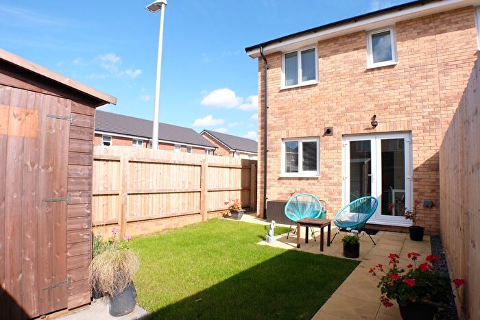 2 Bedroom Semi-Detached House To Rent In Townsend Street, Brunel Wood, Swansea, SA1