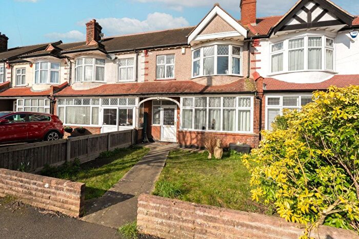 3 Bedroom Terraced House For Sale In The Chase, Wallington, Surrey, SM6