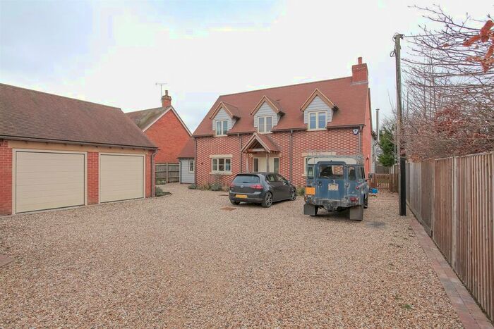 4 Bedroom Detached House To Rent In Westbrook Street, Blewbury, Oxfordshire, OX11