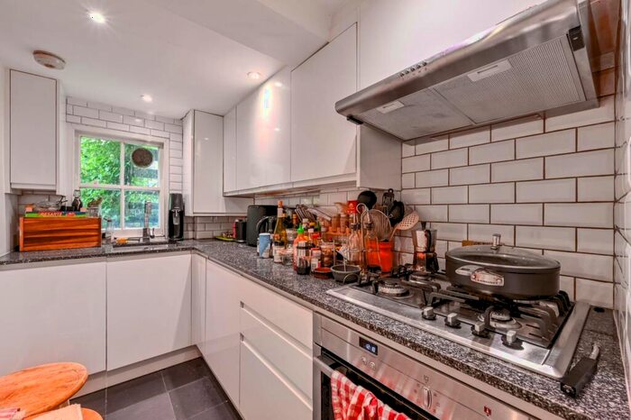 1 Bedroom Flat To Rent In St Pauls Road, Highbury And Islington, London, N1