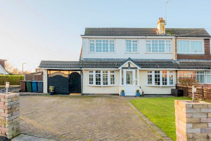 4 Bedroom Semi-Detached House For Sale In Eastdene, Parbold, Wigan, WN8