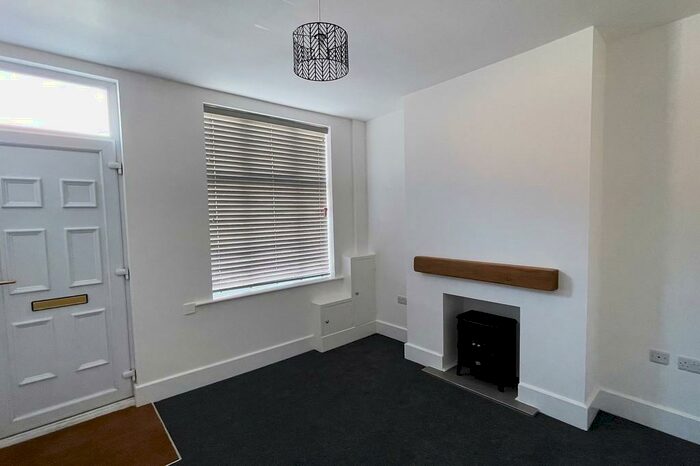 2 Bedroom Terraced House To Rent In Rosebery Avenue, Melton Mowbray, LE13