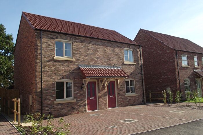 2 Bedroom Semi-Detached House To Rent In Mendip Avenue, Lincoln, LN6