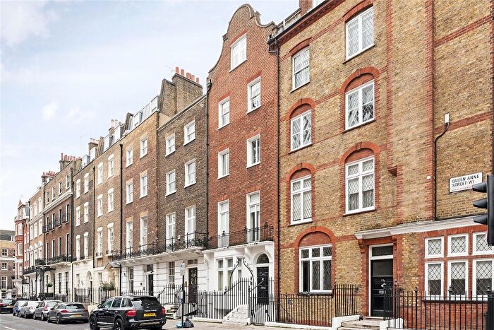 3 Bedroom Flat To Rent In Queen Anne Street, London, W1G
