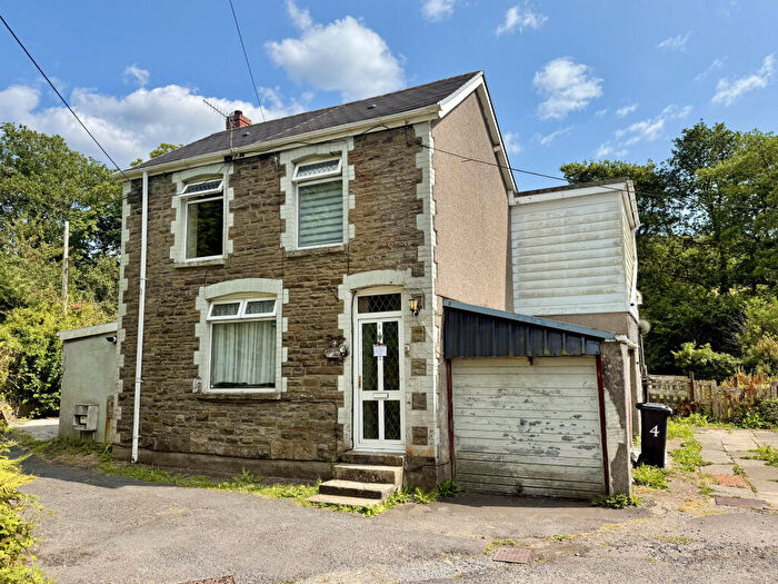 4 Bedroom Detached House For Sale In Bryn Awel, Neath, Neath Port Talbot, SA10