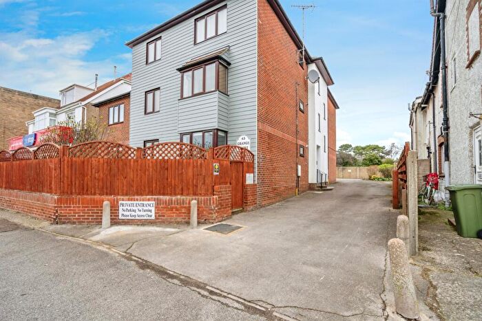 1 Bedroom Flat For Sale In Elmer Road, Bognor Regis, PO22