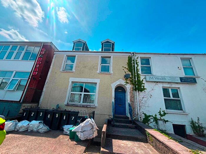 1 Bedroom Flat To Rent In Flat, London Road, Neath, SA11