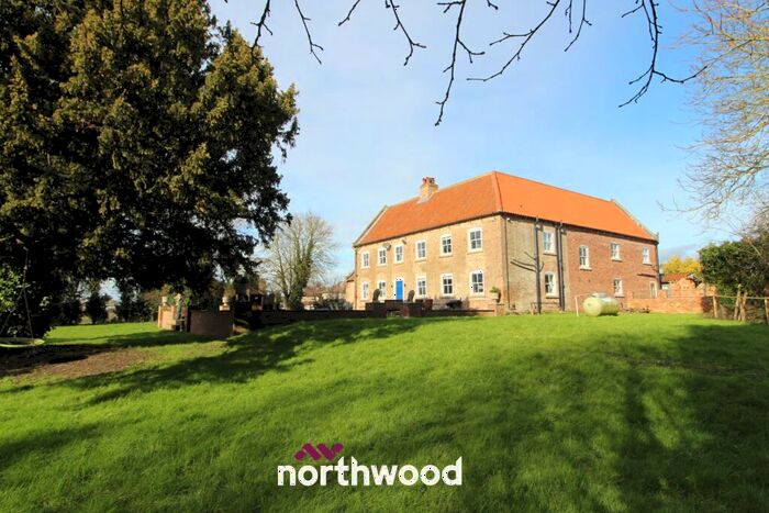 4 Bedroom Detached House For Sale In Main Street, Reedness, Goole, DN14