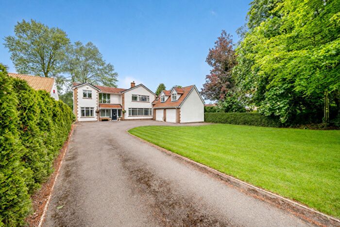 5 Bedroom Detached House For Sale In Broad Bush, Blunsdon, Swindon, SN26