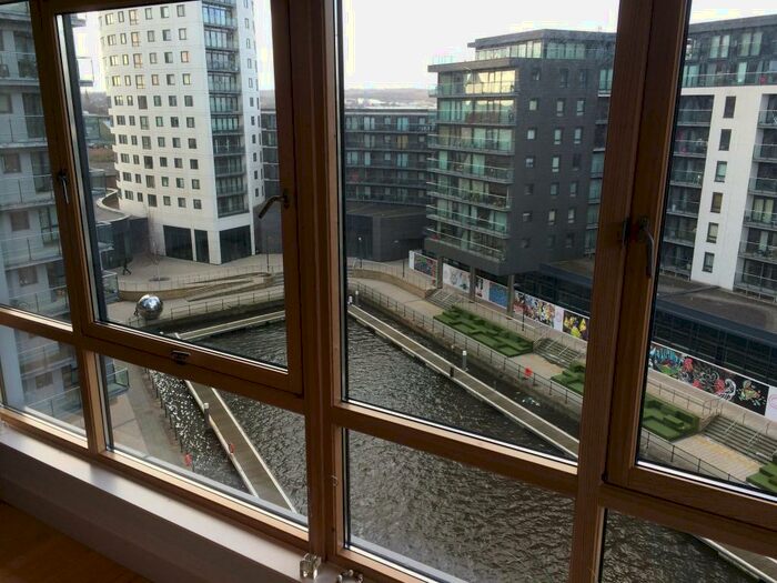 2 Bedroom Apartment To Rent In Mcclure House, Leeds Dock, City Centre, LS10