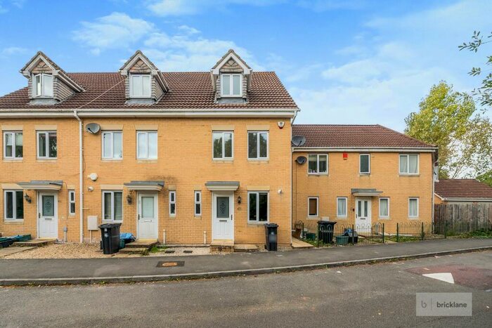 3 Bedroom House To Rent In Hither Bath Bridge, Knowle, BS4