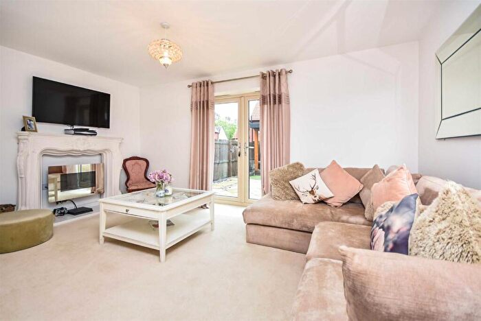 3 Bedroom End Of Terrace House For Sale In Diamond Drive, Corby, NN17
