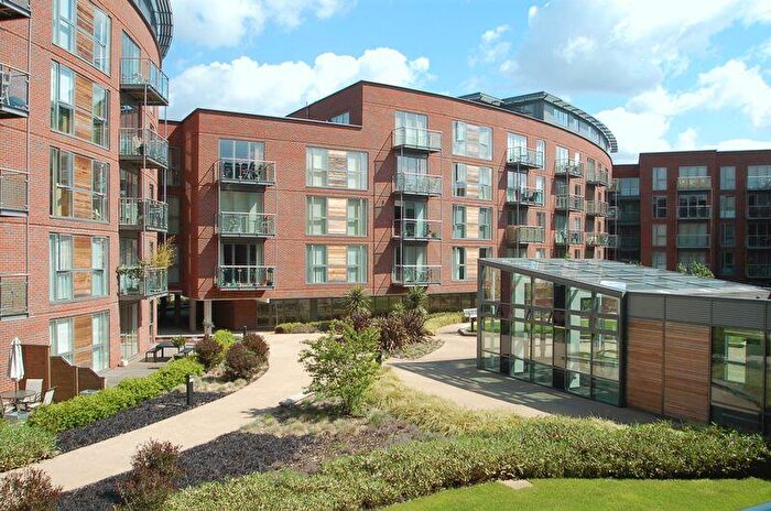 2 Bedroom Flat To Rent In The Heart, Walton-on-Thames, KT12