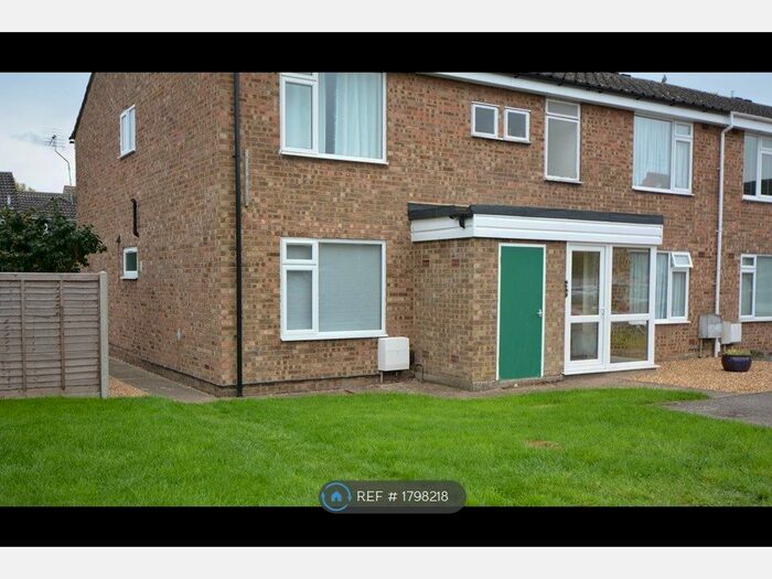 1 Bedroom Flat To Rent In Davis Close, Little Paxton, St. Neots, PE19
