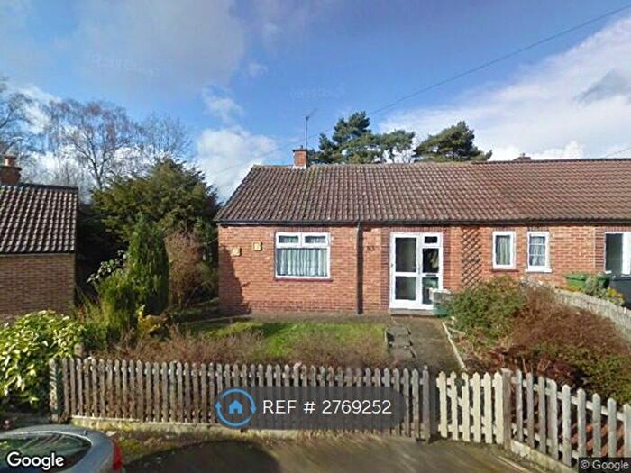 2 Bedroom Bungalow To Rent In Sandycroft Road, Amersham, HP6