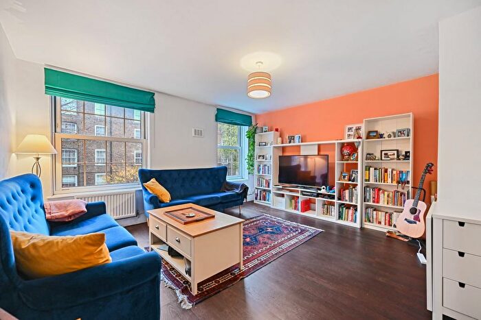2 Bedroom Flat For Sale In Brickworth House, London, SW9