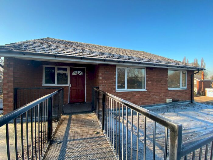 3 Bedroom Flat To Rent In Poplar Drive, Middlewich, CW10