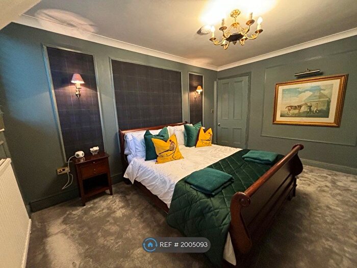 2 Bedroom Flat To Rent In Lancaster Park Road, Harrogate, HG2