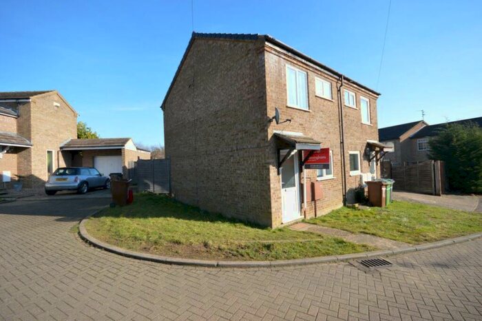 2 Bedroom House To Rent In Larch Road, Corby, NN17