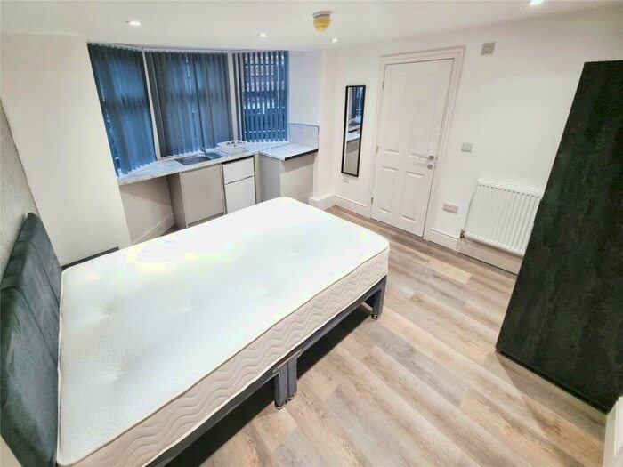 1 Bedroom Detached House To Rent In Spring Gardens Lane, Keighley, West Yorkshire, BD20