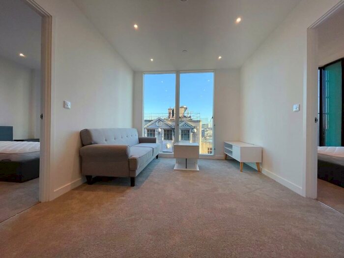 2 Bedroom Apartment To Rent In Tib Street, Manchester, Greater Manchester, M4