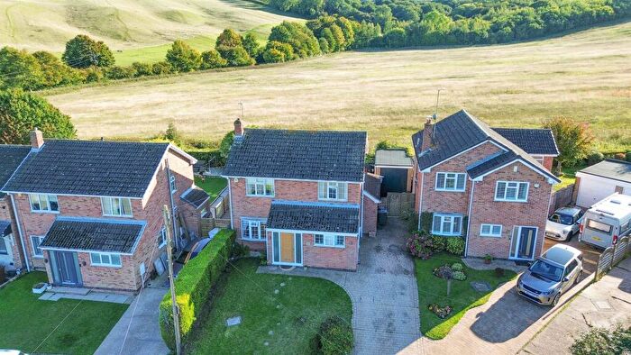 4 Bedroom Detached House For Sale In Gorse Close, Calverton, Nottingham, NG14