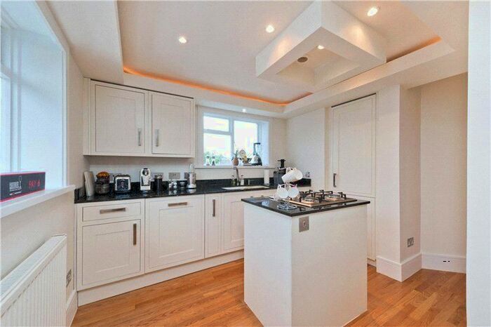 2 Bedroom Maisonette To Rent In Stanley Road, London SW14