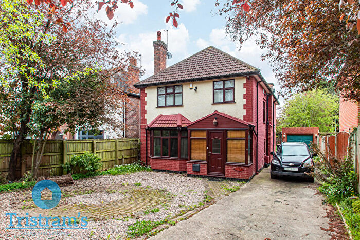 4 Bedroom Detached House For Sale In Chilwell Lane, Bramcote, NG9